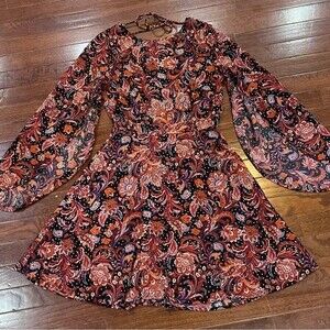 Long split sleeve rust print dress size small